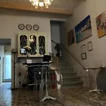 בית הארחה Lh (adults Only)