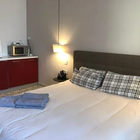Lh (adults Only) Sliema
