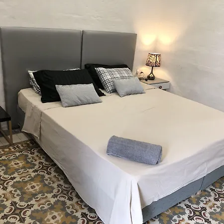 Lh (adults Only) Sliema