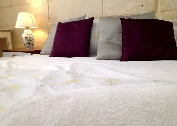 Lh (adults Only) Sliema